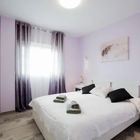 Apartment Mar De Lux A26